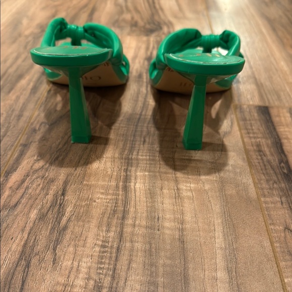 Jennifer Lopez Green Women's Shoes - Picture 3 of 4